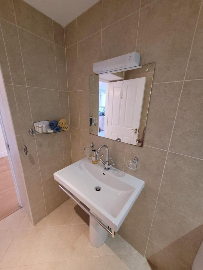 Llys Bach Apartment At Llys Aeron Aberaeron Exteriér fotografie