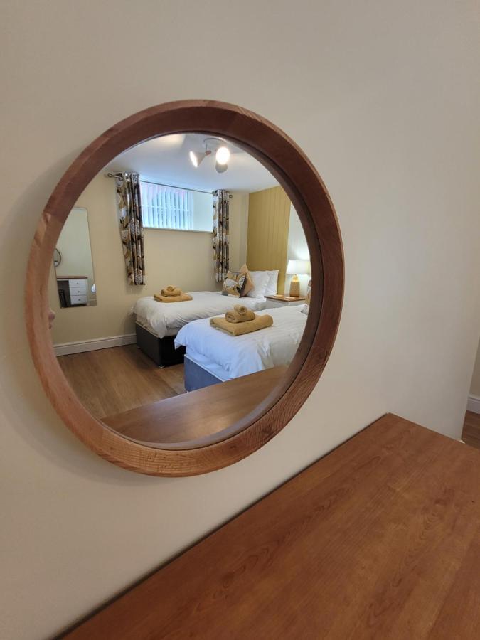 Llys Bach Apartment At Llys Aeron Aberaeron Exteriér fotografie